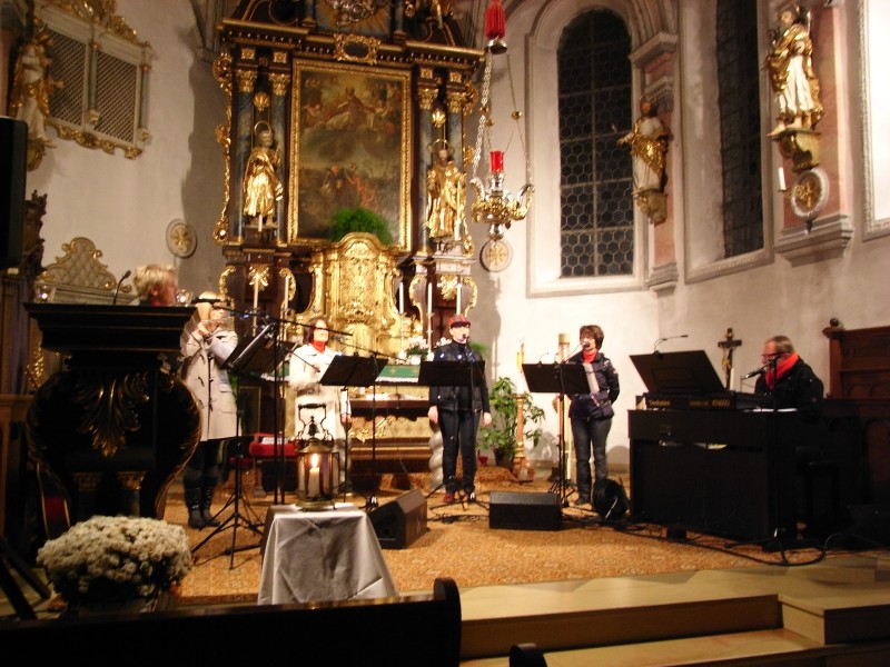 2010-11-21_19-41-43_Songs_2010.jpg